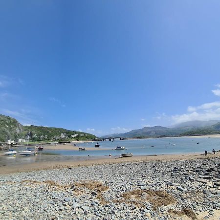 Luxury 4 Bedroom Seaside Apartment - Glan Y Werydd House 바머스 외부 사진